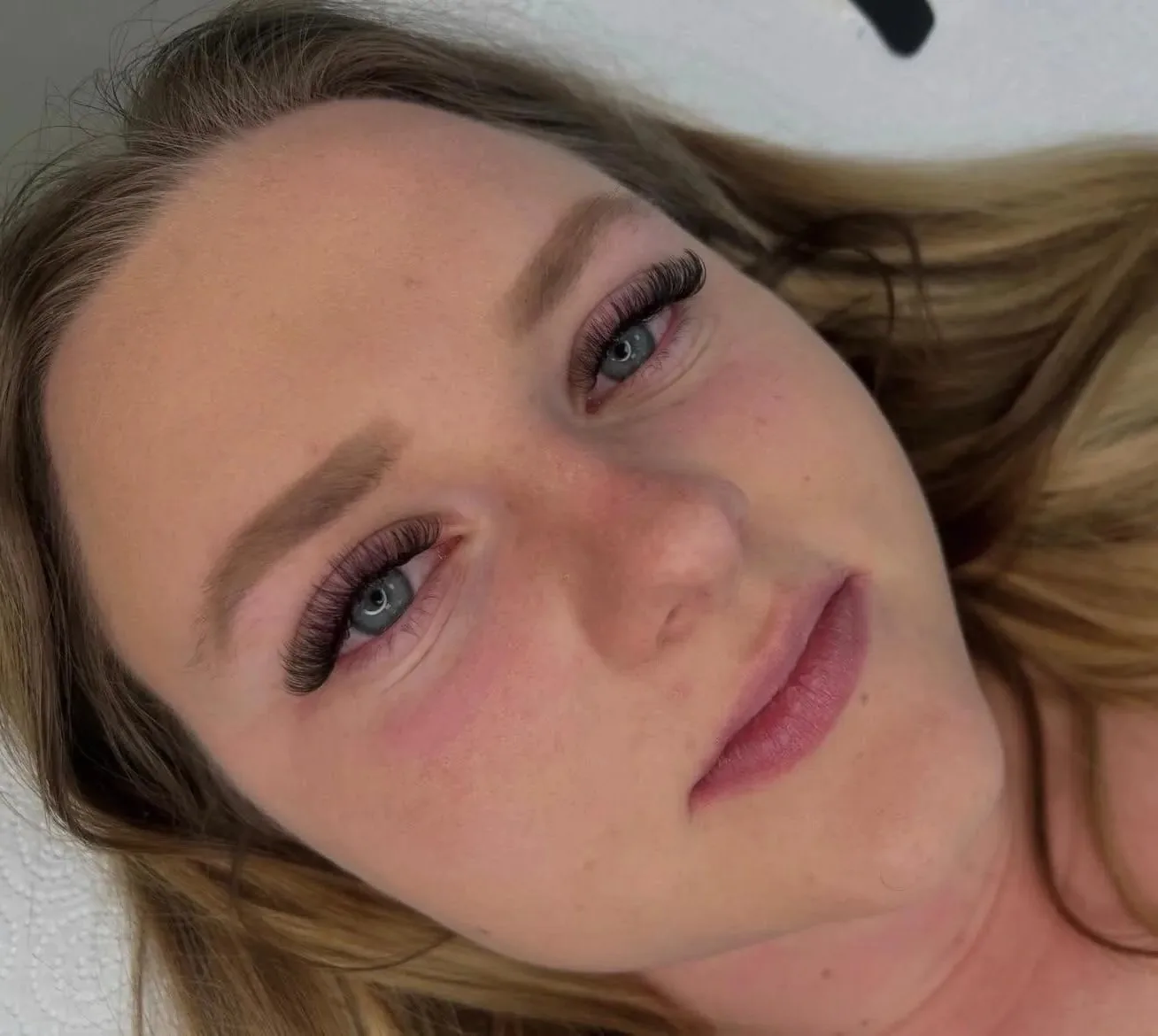 Light Volumen Wimpern